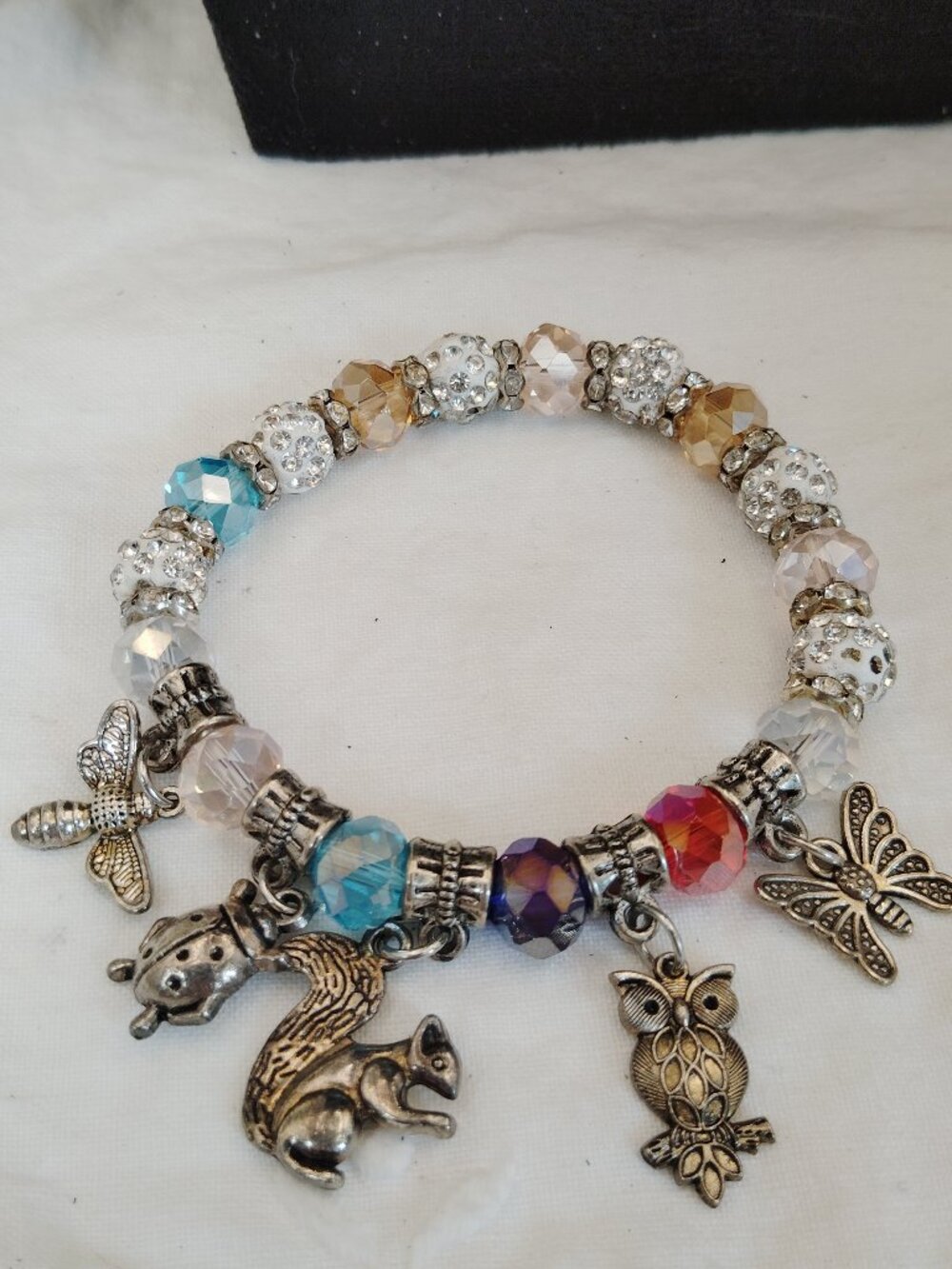 Whimsical Animal Charm Stretch Bracelet – Colorful Acrylic Beads – Nature Theme